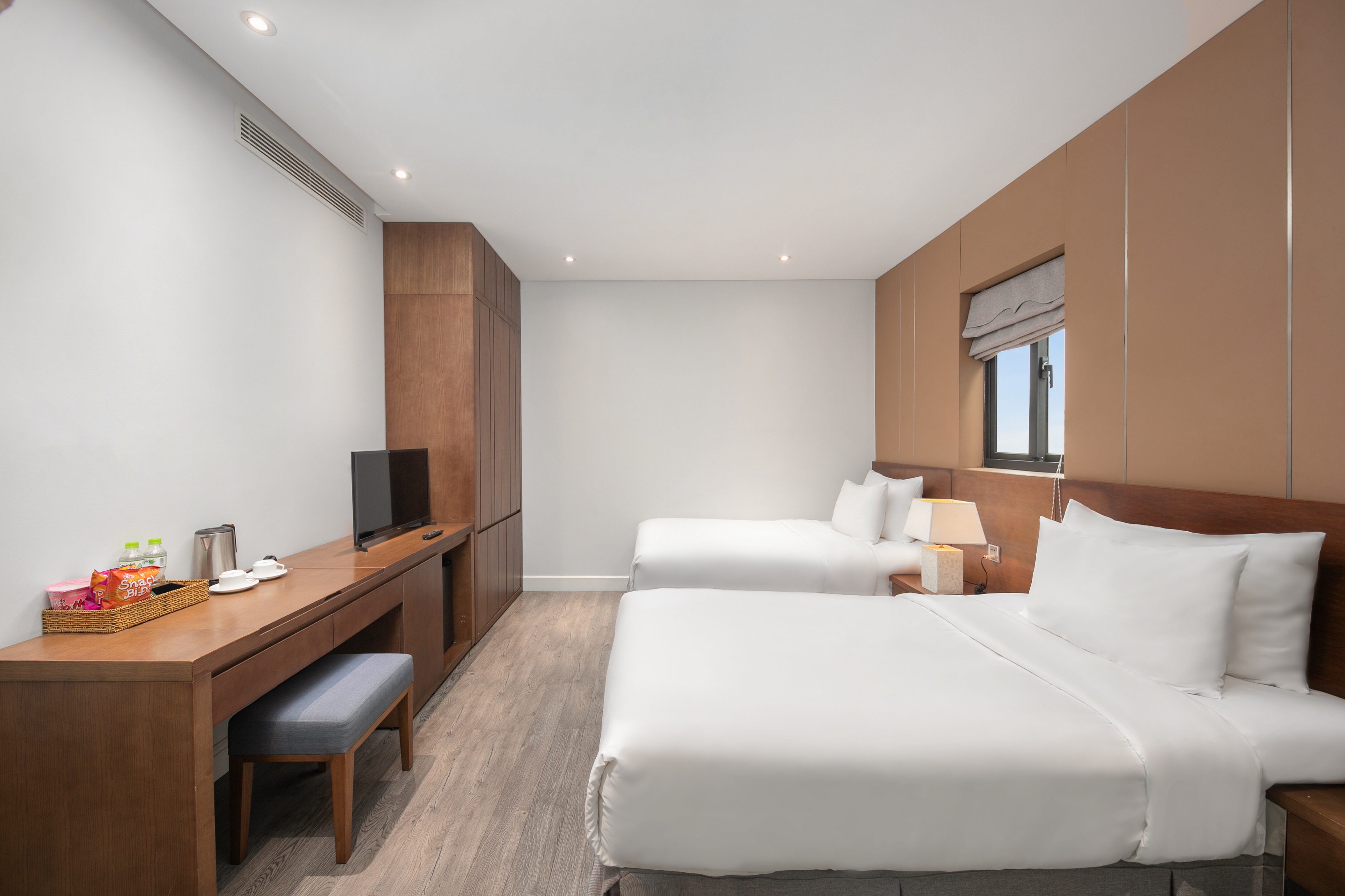 SUT - Bedroom1.jpg